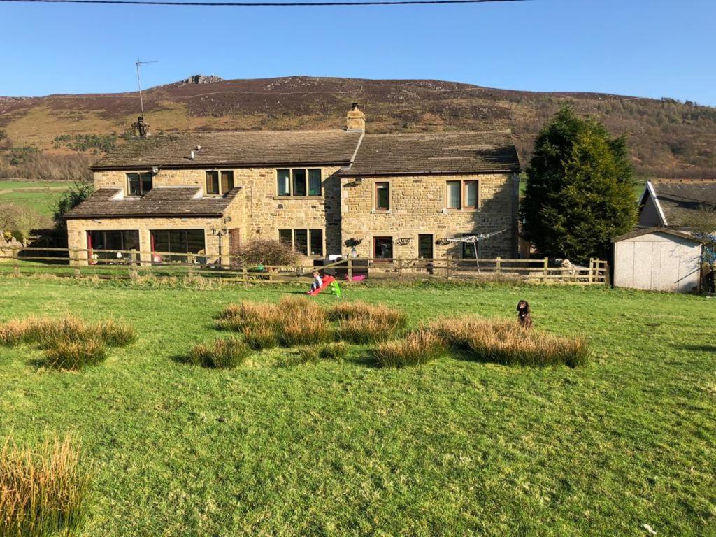 Simon'S Seat View Apartment Скиптън Екстериор снимка