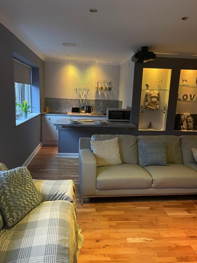 Simon'S Seat View Apartment Скиптън Екстериор снимка